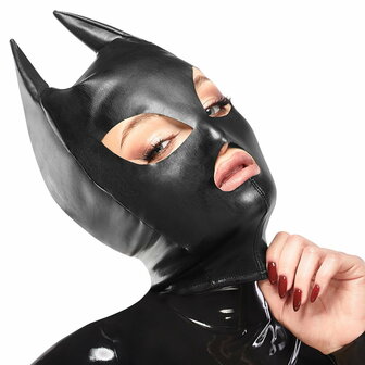 Head Mask in Cat/Batwoman Look